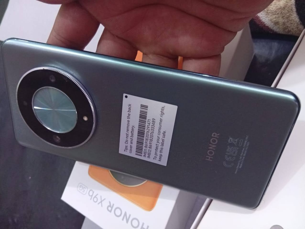 السلام عليكم جهاز هونر اكس 9b
الجهاز نضيف شخط مابي احله من الصور بل حقيقه
ذاكره256
عشوائية 12+8
ملحقاته كامله
السعر210 وبي مجال
*********** متواجد خاص او اتصال
مكاني الفلوجه
