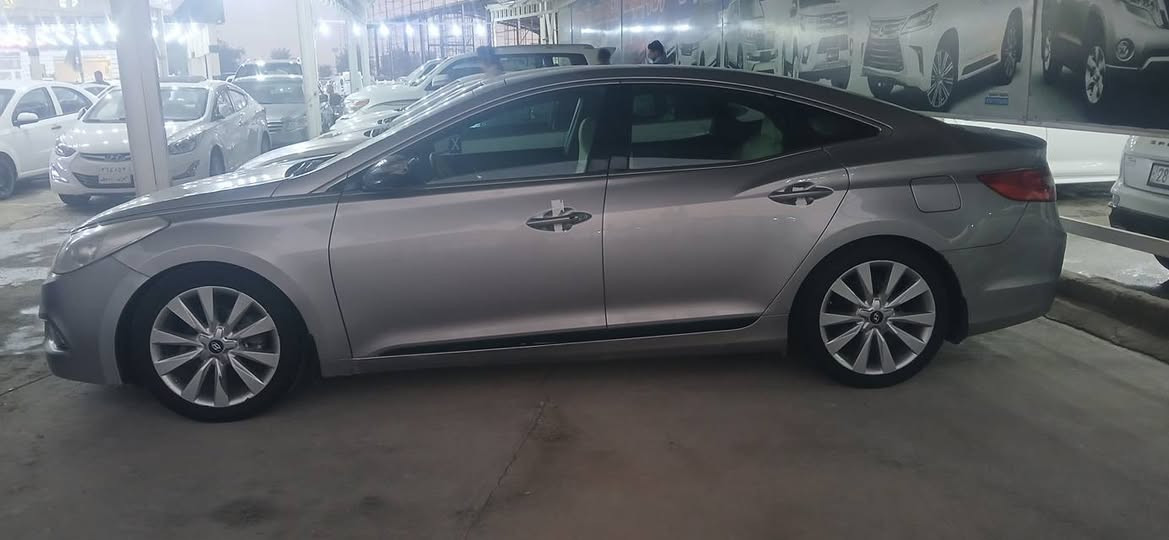 سلام عليكم  ازيره كفاله عامه فول بصمه 2012 حداديه مكينه وكيري وتخم تاير جديد ثاني يوم تحويل سنويه ال30  ال سعر125 وبيه مجال***********
