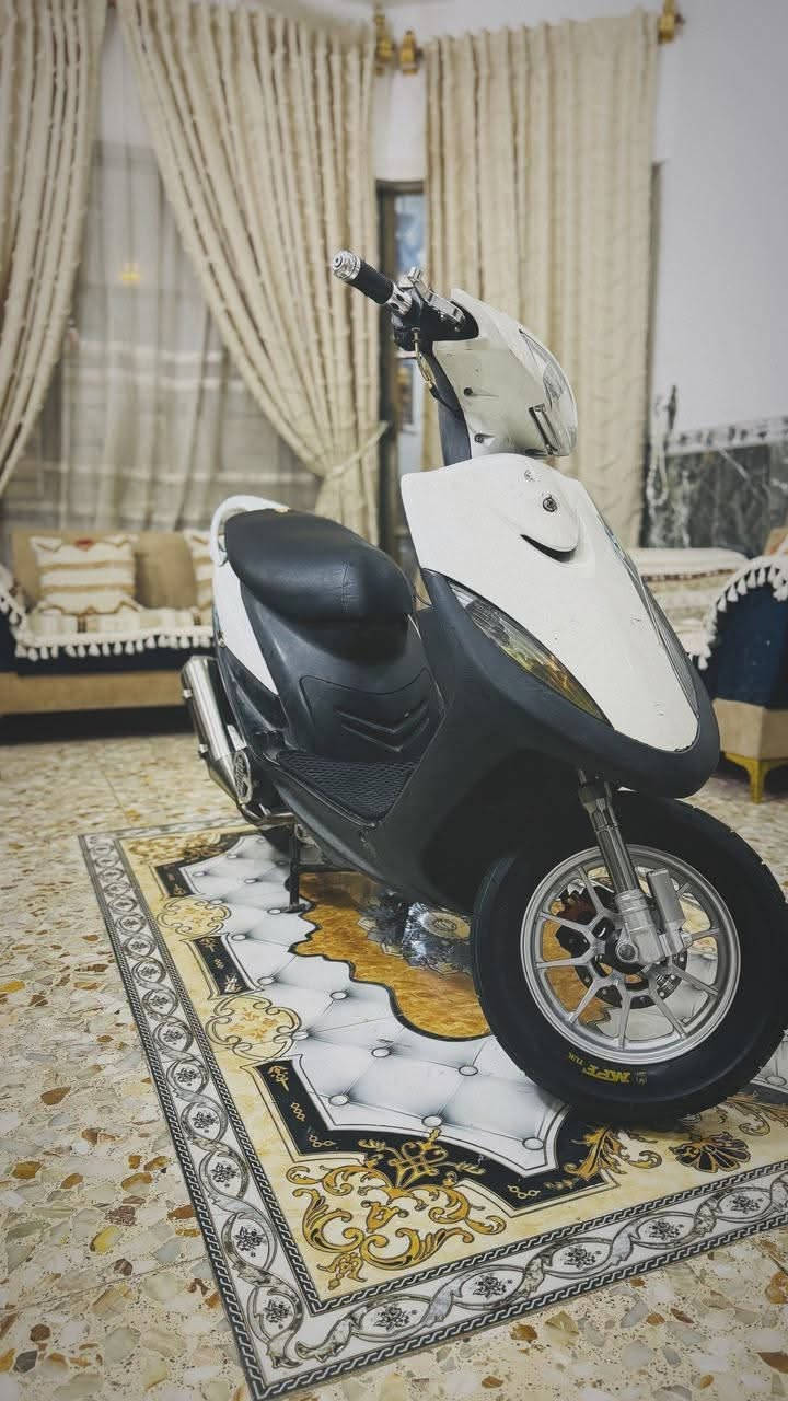 سلام عليكم دراجه ماكس عدله لبيع دراجه بلاديه ختم واحد بيها تزويد بصيط  السعر 650وبيها مجال مكاني بغداد الشعله الاستفسار واتساب ممتواجد خاص ***********
