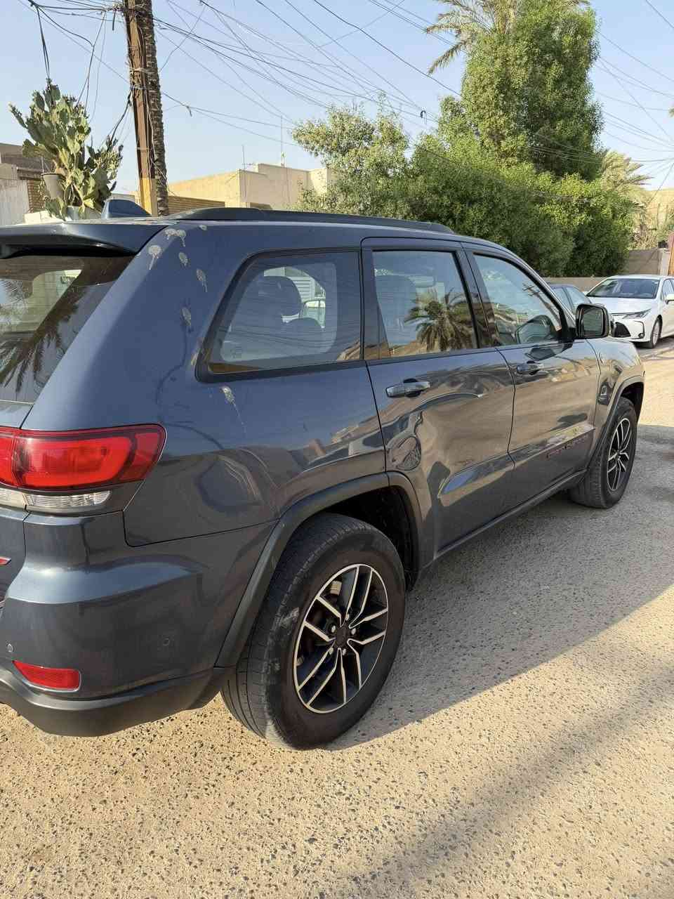السلام عليكم
جيب تريل هوك 2021 امريكي السيارة فول معروفه مواصفات تريل هوك ماشية 95 ميل حادثها جاملغ ودعامية وبنيد مبدل بنيد فقط السيارة استخدام مال بيت نظيفه يحتاجلها ترتيب شوي مكانها بغداد المشتل للاستفسار راسل واتساب ***********
