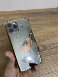 أيفون 11 برو  بطارية 75 نموذج M  الجهاز لا مفتوح ولا مبدل اي قطعة كلشي...