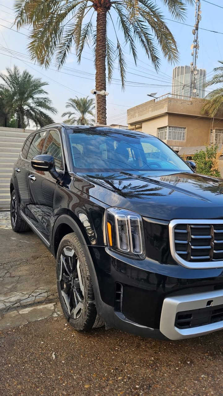 KIA TELLURIDE  S
كيا تيلورايد موديل 2024 وارد امريكي 

السيارة ماشية 13000 فقط 

مواصفاتها فئة S :

📍6سلندر 3800

📍بفتحة سلايد

📍بصمة

📍تشغيل عن بعد

📍كشنات كهرباء

📍 كشنات تدفئة تبريد

📍تحديد مسار

📍تحكمات ستيرن

📍نضام ابل كاربلاي

📍اندوريد اوتو

📍كشنات جلد 

📍كشنات vip

📍عدسات زينون

📍شاشة متصلة

📍مانع تصادم امامي/خلفي/جانبي

📍اوتو هولد

📍اوتو ستوب

📍فورويل 

📍4وضعيات قيادة SPORT/ECO/COMFORT/SMART

📍شاحن وايرليس 

السعر 247$ سياره جديده على وضع الشركة

حادث فقط جاملغ خلفي و امامي صبغ يعني قطعتين فقط بدون دواخل مكفولة كفالة عامة

وبعد بيها هواي موصفات مامذكوره

***********

📍 المكان بغداد / الجادرية
