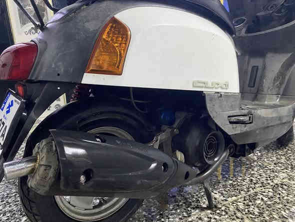 سلام وعليكم دراجه نوع ماكس بوليس  سرعه 120 دراجه مكينه مكفوله لاتنقيص ولا تبخير جيب فيتر وفحص سعر الدراجه سعر 900وبيه مجال قليل مكاني بغداد حي الكوفى رقمي ***********
