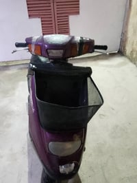 للبيع شاصي ملحوم كهربائية شغاله محرك نضيف سعر 125 وبي مجال بل ايمن 077...