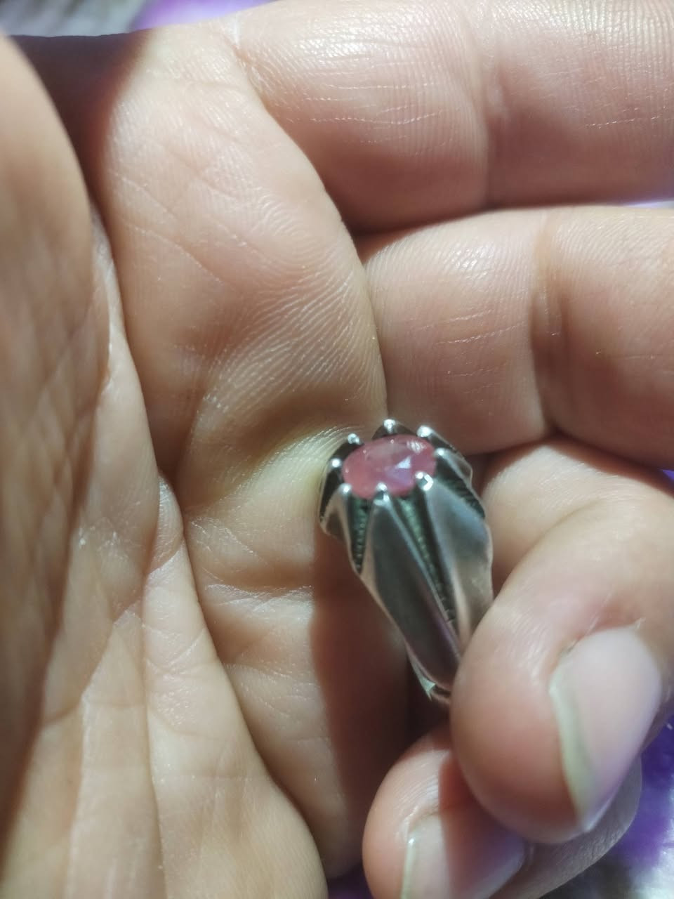 ياقوت للبيع بغداد مدينة الصدر
***********
