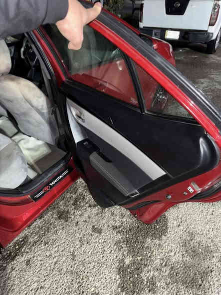 السلام عليكم  كورولا 2017le وارد امريكي السيارة حادثه خلفي وصار بيه بارد بكم مكان بلعراق كير مكينه تبريد كله مكفول السيارة مابيها جراد 137الف ميل 
السعر 130 وبي مجال  رقم اربيل باسمي تحويل ثاني يوم
***********
