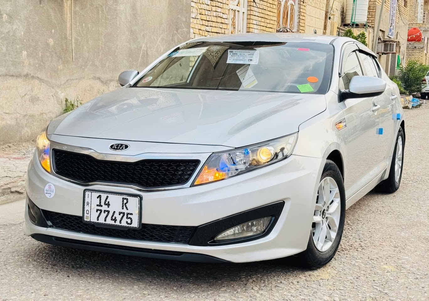 السلام عليكم 
كيا اوبتيما 2013 خليجي محرك مامفتوح ماشيه 180 حقيقي شرط الفحص
السياره مكفوله ضربه وصبغ وتبديل وفتح وبارد وخياس كفاله عامه بأستثناء كارت بل الهلال الخلفي تحويل مشروع وطني هزه وسنويه ولوحات كله جديد فقط نقل ملكيه مواصفات كلش حلوه شاشه كبيره وكامره دواره حساسات خلفيه شفتات استيرن ويل كب عدد خمسه تبريد قطعتين داخل عسلي تحكم استيرن جهتين السياره جديده جداً بوضع الشركه كير محرك تبريد حداديه تخم تاير باتري كله جديد وشرط الفحص السعر 122 للاستفسار*********** مكاني ناصريه شارع بغداد
