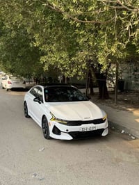 كي فايف 2023 gt line محرك 1600T  ماشيه 42 كم   حادث سطحي جاملغ وبنيد  ...