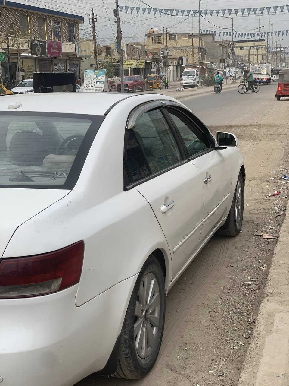 السلام عليكم  عندي سوناته موديل 8 محرك 6 بيه منضومه غاز 
كير ومكينه كفاله وارد امريكي بيه جاملغ امبدل امامي السياره ليبل واحد مصبوغه عام تخم تاير 
مكاني بغداد التاجي سبع البور 
***********
***********
