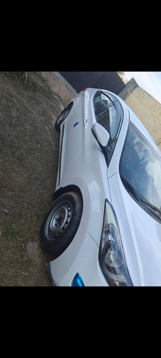 النتره 2013 خليجي فول معد الفتحه بيه صبغ قطعتين فقط الباقي مكفول كفاله عام من الحادث مكينه كير حدادي مكفولات السعر 108بيه مجال الرقم الهاتف *********** كربلاء, العراق
