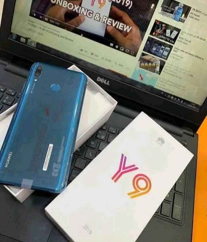 جهاز Huawei Y9 2019:
قوة الأداء وشاشة بلا حدود! 📱
احصل الآن على Huawei Y9 2019 
 الجهاز الذي يجمع بين التصميم العصري والأداء القوي.
أهم المواصفات:
الشاشة: 6.5 بوصة بدقة FHD+ لتجربة مشاهدة سينمائية.
المعالج: Kirin 710 ثماني النواة، مثالي للألعاب والتصفح السريع.
الكاميرات: 4 كاميرات مدعومة بالذكاء الاصطناعي (خلفية مزدوجة وأمامية مزدوجة) لعزل احترافي وصور سيلفي رائعة.
البطارية: 4000 مللي أمبير تدوم طويلاً معك طوال اليوم لان بطاريه من هواوي.
يدعم تشغيل الألعاب بكفاءة عالية.
سعر اقتصادي ومناسب جداً مقابل القيمة.
السعر 95 الف 
العنوان 
بغداد زيونه الربيعي خلف كراج مقابل مول دريم ستي 
جمله ومفرد 
توصيل كافه محافظات 
*********** بغداد, العراق
