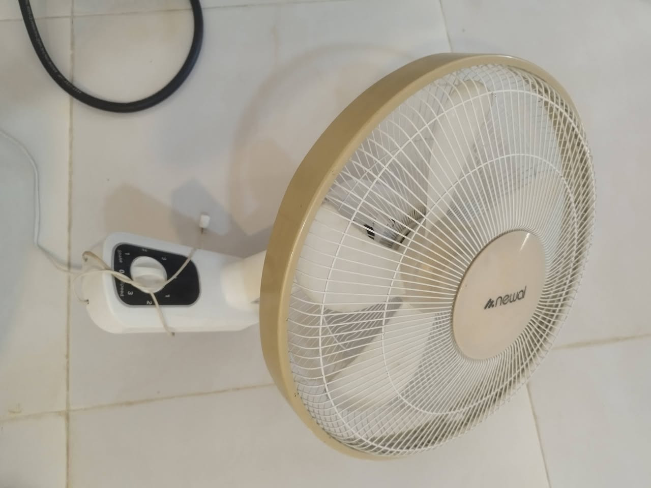 سعر طباخ شرط نظافه والشغل سعره 15
البلازما 40شغالة مع ريموندها الاصلي 
و


**إذا كنت صاحب هذا الإعلان وتريد حذفه لأي سبب، رجاءا أرسل رسالة إلى الدعم الفني**