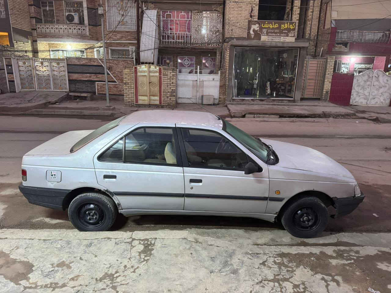 سلام عليكم بيجو روه خصوصي 2009بغدا باسمي رقم نكليزي سنويه جديده تخم تاير جديد سياره خير من الله  سعر 35 ستفسار *********** مكاني بغداد الشعب
