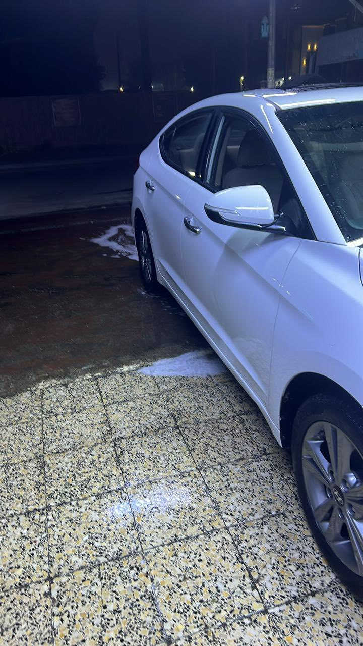 النترا ٢٠١٨
خليجي مكفوله من الصبغ والبارد
كير محرك مكفوله مكانيه بغداد حي الخضراء
***********
