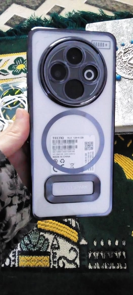 السلام عليكم ورحمة الله وبركاته
عيد مبارك لكم وكل عام وأنتم بخير 
هذا جهاز تكنو سبارك جديد ما مستخدم اشتريته قبل 4 أيام 
وهسه ما عندي رغبة بي، الجهاز ما مستخدم بعده بكارتونته، وي شاحنته وسماعاته هم نظيفات، وشاشة حماية، وكفرات إثنين 
السعر: من اشتريته 145 ألف 
ابيعه بسعر 140 ألف 
وشكرًا جزيلًا لكم 💌🤗🌷💜💜


**إذا كنت صاحب هذا الإعلان وتريد حذفه لأي سبب، رجاءا أرسل رسالة إلى الدعم الفني**