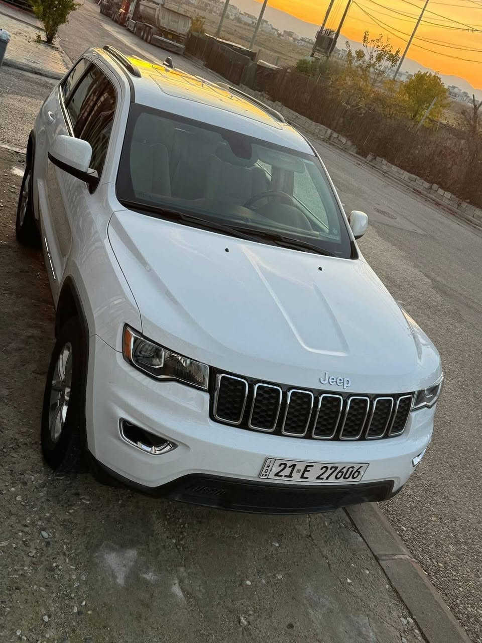 jeep Grand chiroki   Larido
مودل ۲٠۱۷ وکلة هارلم  کوشنات کهربا کوشن هیتر  فول مواسفات . (سعر ۲٦٥ ورقە بیها مجل ) مکان سلیمانیة 
_______________________________
‎مۆدیل ۲٠۱۷ سفری شەریکەی هارلم 
‎ناو زەرد  کوشن کارابا کوشن هیتەر سوکان هیتەر  سلایت  سنوق جەگ و  شەغال فول مواسەفات   4*4  بێ بۆیاخ بێ ساد پەلەیەک کارتی هەیە 
‎سەنەوی و ژینگەی تازەیە
‎***********. سلێمانی
