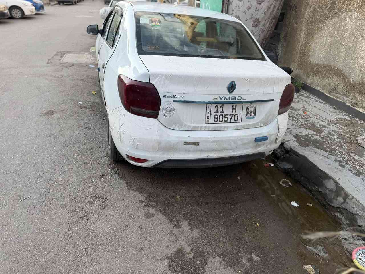 سلام عليكم 
رينو سنبل  رادله غسله 
موديل 2019
مبدل دعاميه اماميه وباب مطاك ايرباك بيه بدون دواخل صدر جديد ادمامه كامله للسياره محرك كير مكفول 
وهاي صور السياره 
سعره ٧٢بيه مجال 
مكاني بغداد 
***********
***********
