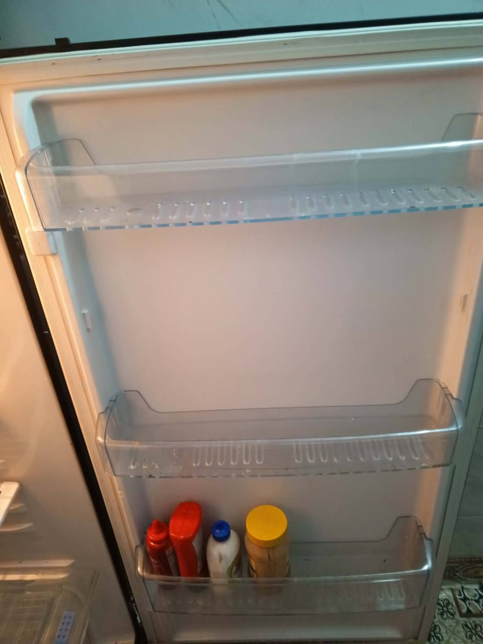 ثلاجة جديدة مثل ماموضحة بالصورة فقط مبدل موطورها 350وبيها مجال كوفة حي نيسان علوة الفحل قرب معمل الموز


**إذا كنت صاحب هذا الإعلان وتريد حذفه لأي سبب، رجاءا أرسل رسالة إلى الدعم الفني**