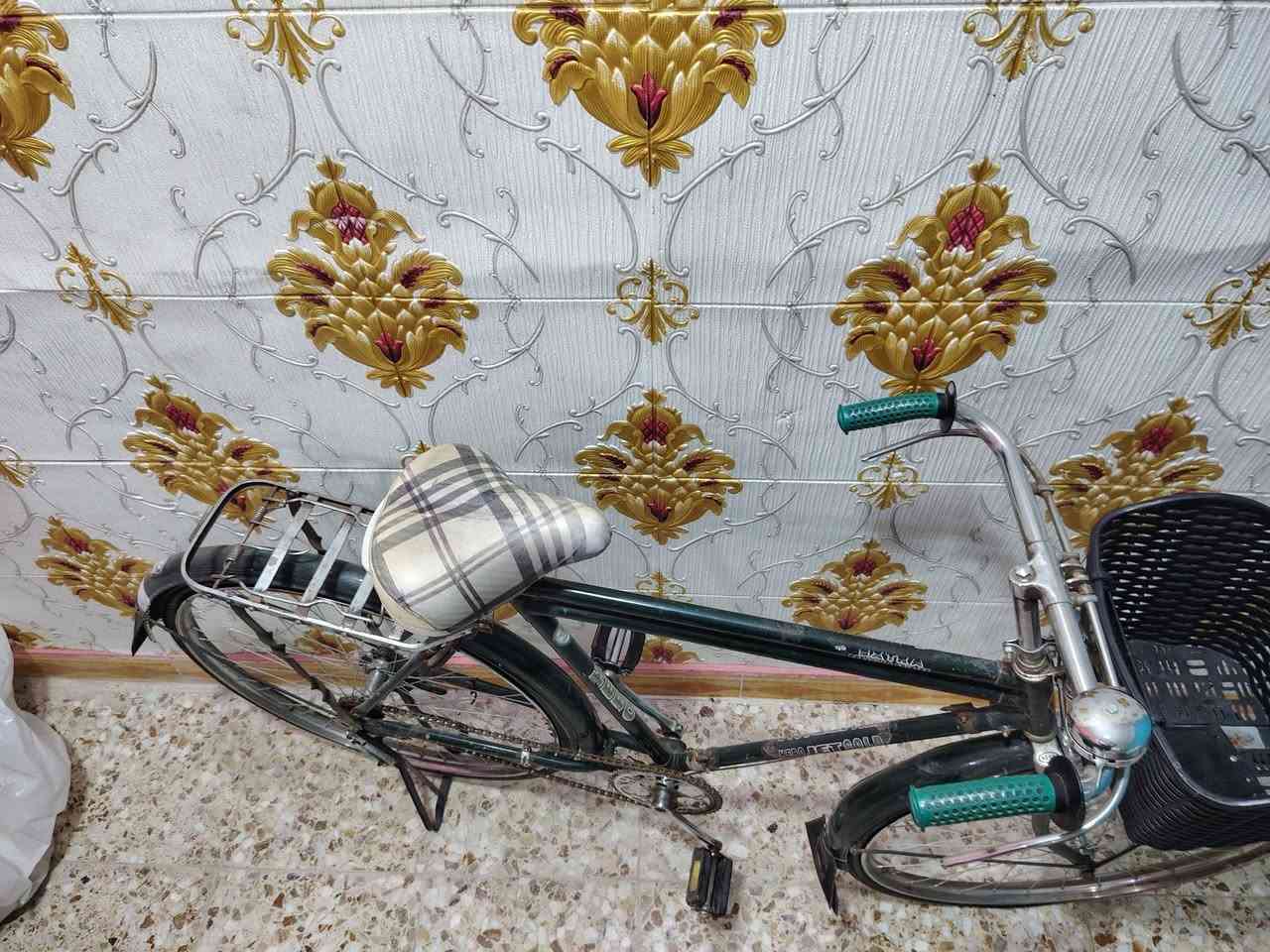 السلام عليكم
بايسكل هيرو القديم لاولي
بايسكل حجم ٢٨ زوج تايرات وجوب جديد
البايسكل كامل مابي اي نقص
استفسار اتصال على الرقم ***********
عنوان كوت انوار الصدر
