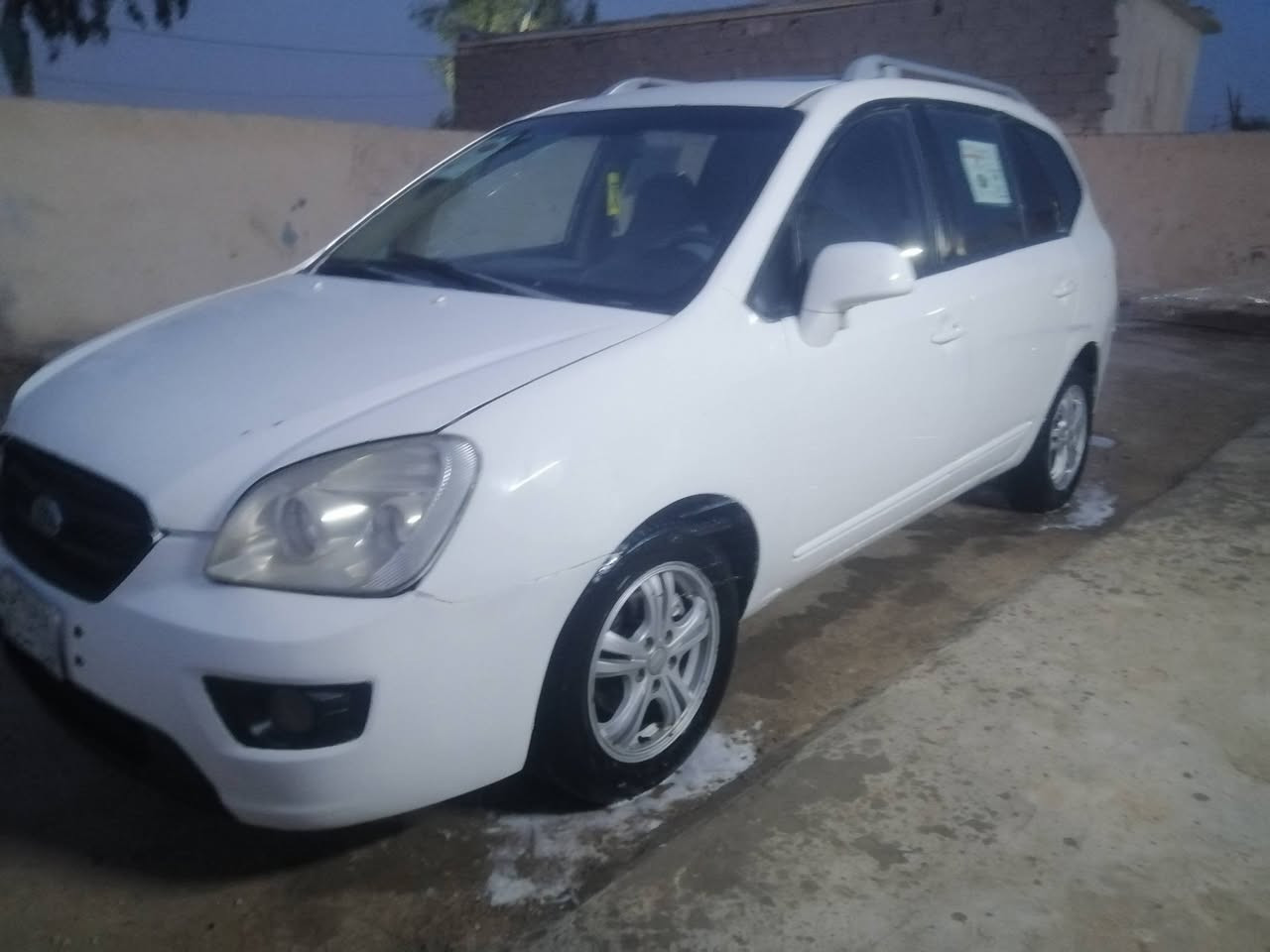 البيع كيه كاندز ٢٠١٠ خليجيه ٧ راكب ٣ قطع تبريد ثلج مكينه ٢٤٠٠ بيه رشه صبغ في اب صفحت السايق كفاله من الضربه القويه السعر ٧٩ بيع مستعجل مكاني طريق كربلا نجف عامود 250 رقم رقم السياره بصره مشروع وطني سنويه جديده رقم الهاتف ***********
