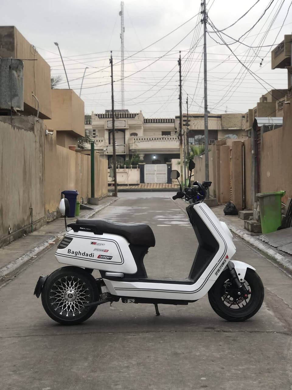 السلام عليكم
موطور كاسحه بيع مستعجل نظيف جدا
سعره مليون وبي مجال حك جيتك
***********
