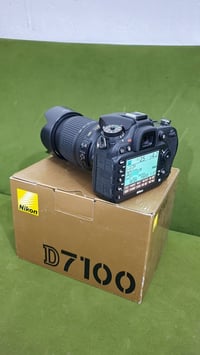 نيكون D7100 • فلاش TT600 • عدسة 18-105 VR
