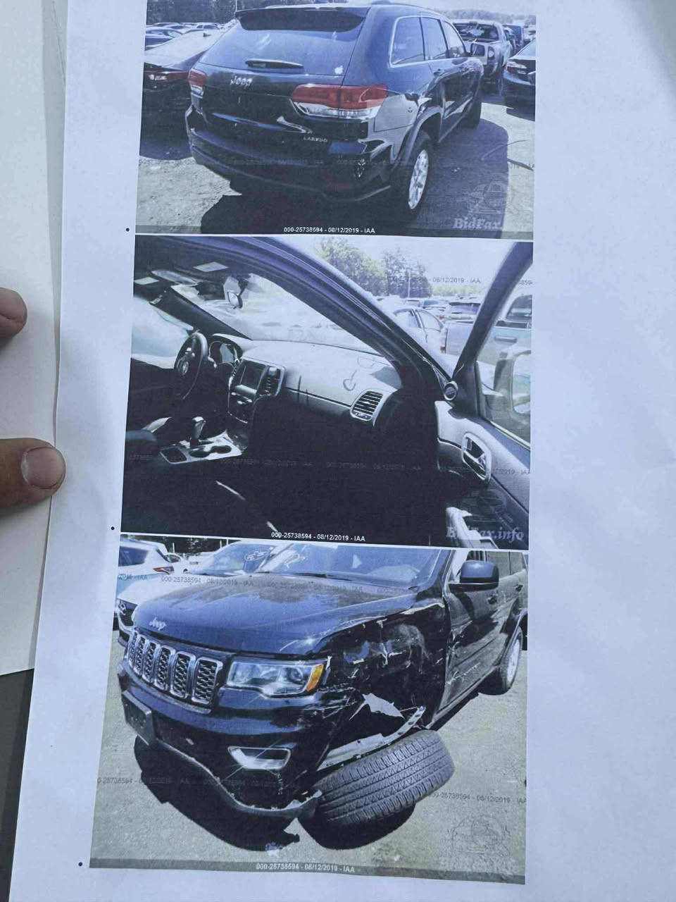 السلام عليكم
جيب لاريدو ٢٠١٨ 
حادثها وكل تفاصيلها موضحة بالسونار 
بيها تنقيص دهن بالكبس بسبب الدوانز 
جاهزة السيارة كهرباىيات وكلشي حماوة مابيها صدر جديد حدادية جديدة تايرات جدد
مكاني بابل 
البيع مستعجل جداً سعرها ١٨٠ قفل قفل قفل 
رجاءاً بس الشراي يتواصل لان الموضوع مستعجل 
***********
او مراسلة الصفحة
