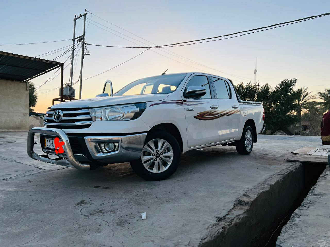 السلام عليكم البيع تيوتا كويتي اصل موديل  2018 مكفوله كفاله عامه من الصبغ ول بارد السياره جاهزه من كلشي تخم تاير جديد ماشيه 84  رقم قادسيه الجديد بسمي سنويه مجدده رقم مميز  مكان بابل  ***********
