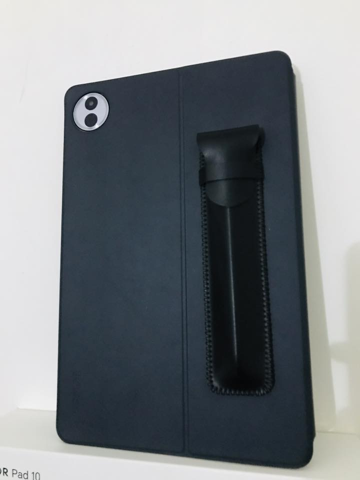 السلام عليكم ايباد هونر 10باد للبيع جديد استعمال شهر بطارية 10100 شاحن 35 واط ذاكرة 256 يحتوي على كيبورد وقلم كتابه الجهاز نظيف كلش مابي شخط السعر 400 وبي مجال للتواصل ***********
