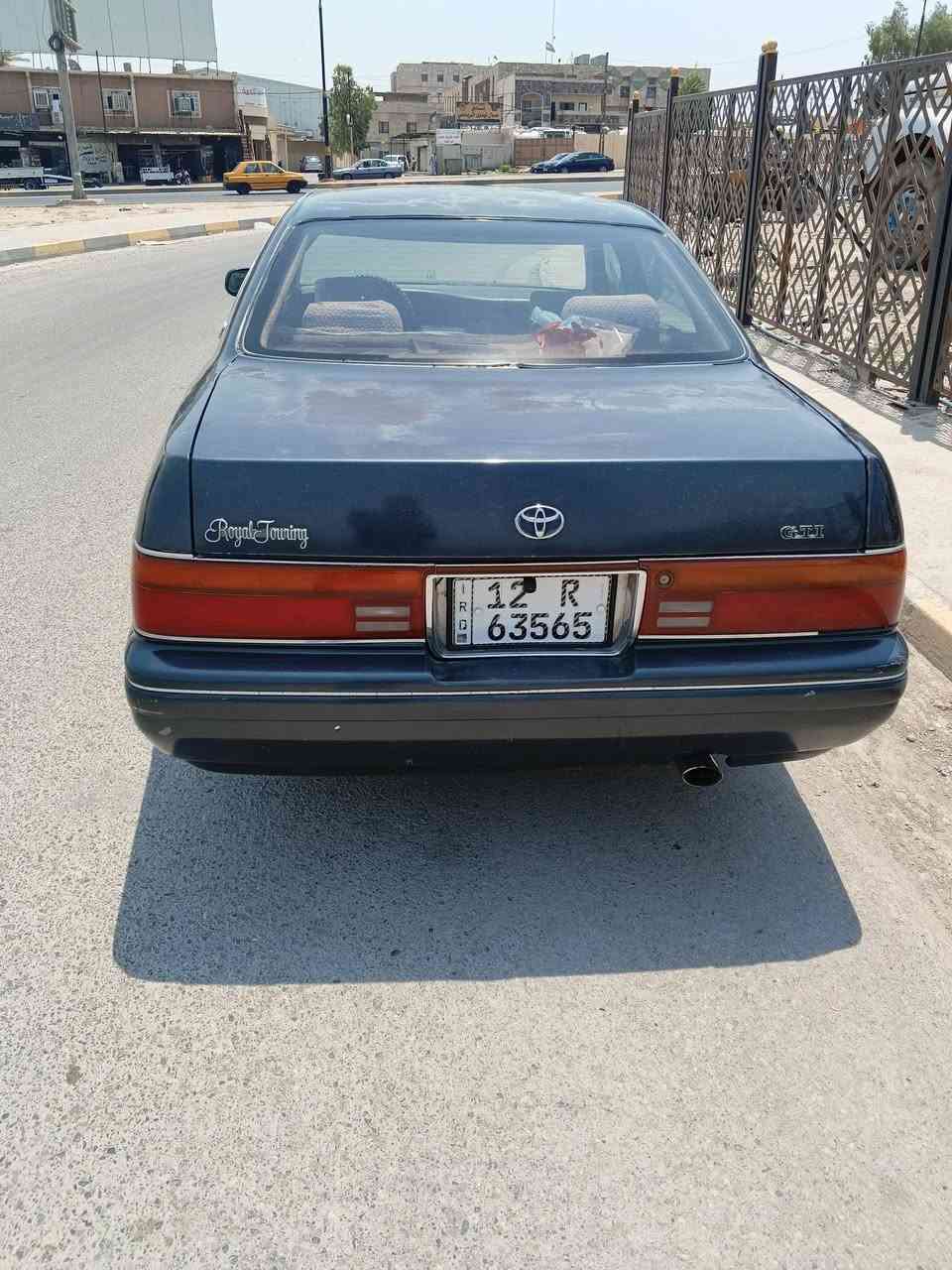 سلام عليكم للبيع بطه منفصل مصبوغه عام جماليه بيها طخه خفيفا جاملغ الوره سياره جاهزه كير مكينه شرط تبريد ثلج موديل 94 كابون بانزين طخم تاير نضيف سياره مال بيت سعر 48 ***********
