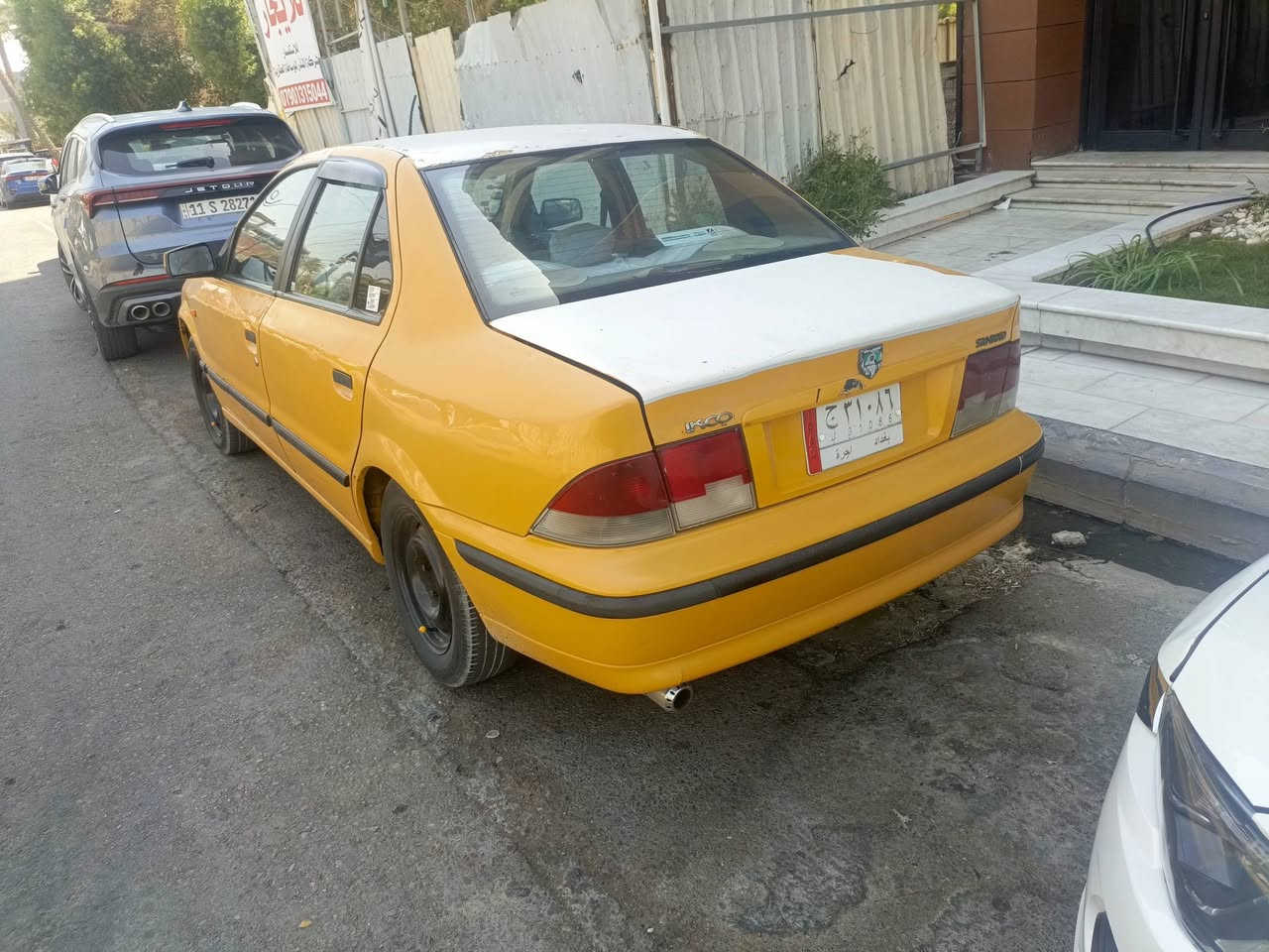 سمند موديل ٢٠١٠ مكفوله من الصبغ بلاديه بيه طخه باب السايق صغيره كلش وعلى حطته داخل دوشمه عام  ارضيه سفاري مكينه تبريد قبل أسبوع بدلت منضومه كامله كهربائيات كامله مصفره غرامه بس هيئه عليها مال سنه السعر ٣٣  وبيه مجال ***********
