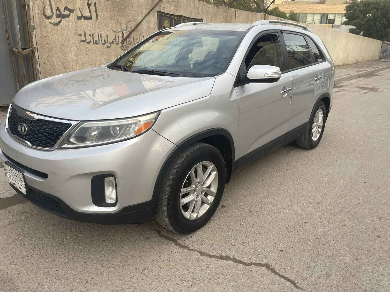 كيا سورنتو موديل 2015 محرك 2400 جي دي اي ضرر بابين وجاملغ  السعر 129 وبيه مجال للستفسار
***********
غير متواجد عل فيس
