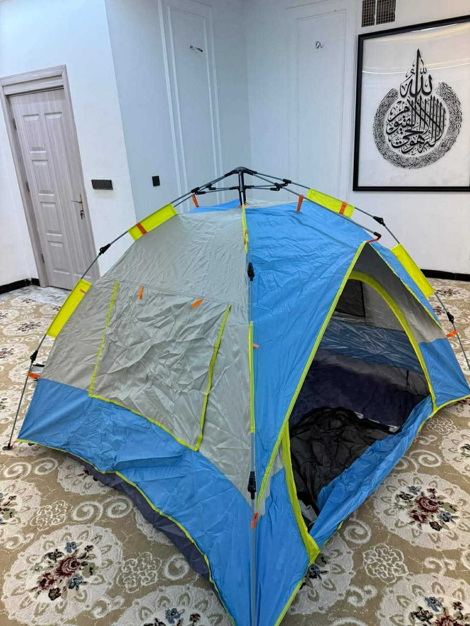 خيمه جديده اوتماتيك قماش مطري تحتوي على بابين وشباكين وناموسيه كامل ملحقات سعر 25 الف اول تم. يوجد توصيل *********** بي واتس اب...
