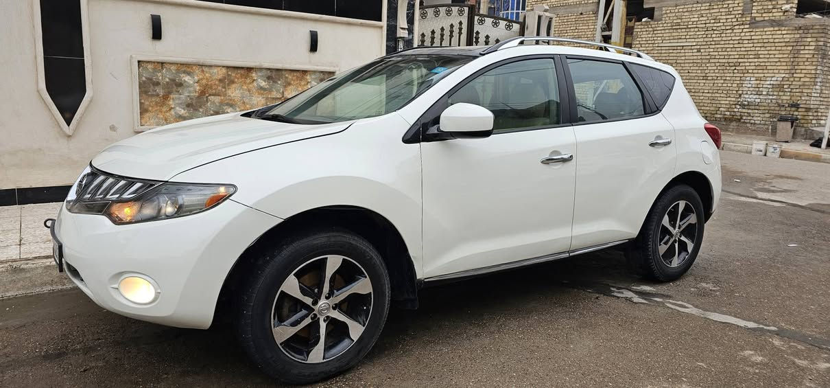 نيسان مارونا مديل 2009 بصمه 
رقم بغداد  انكليزي بسمي  محرك وكير جدد اوتماتيك وعادي حجم محرك 3500 بلاد تبريد 2 قطع شغال ثلج تدفئه شغاله صدر خلفي ومامي كله جديد  تخم تاير  ويل كب حساسات ويل كشنات كهرباء مريا عاكس ضوء
تحكم ستيرن جهتين   مسجل شاشه دمام  كامره دواره  جام اوتو رمونت سنتر لوك اناره ترحيب بكلايتات لد  سياره وارد امريكي حادثهه جاملق امامي عكس سايق بدون داخل وصبغ حزام  سياره حلوه وناعمه بل مشي بطنه جديده داخل عسلي  لبيع رايدهه 85  وبيهه  مجال ترايك للبصره مرجع  عنوان بغداد *********** بغداد, العراق
