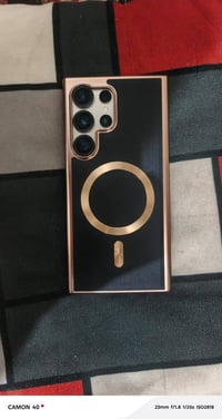 S25 الترا 512 شرق اوسط  معه كيبول بدون كارتون زلغ واحد ما بيه بشرط فحص...