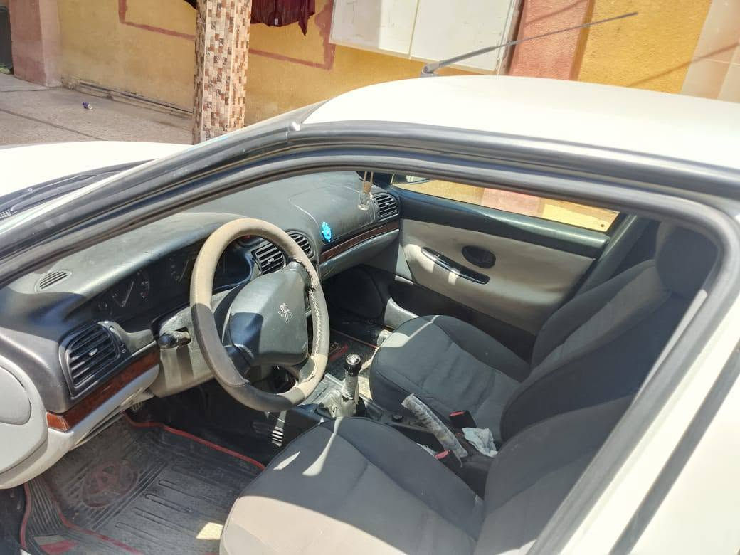 سلام عليكم للبيع او مراوس  بيجو فرنسي 406 اوتو موديل 2001 كير ومحرك مكفولات تبريد شغال
سلام عليكم للبيع او مراوس  بيجو فرنسي 406 رقم بغداد موديل 2001 كير ومحرك مكفولات سيارة خير من الله وبالعافيه على ياخذها بيها صبغ حزام للجماليه مكانها جديدة الشط قرب بوابه بغداد للاستفسار‏‪***********‬‏
