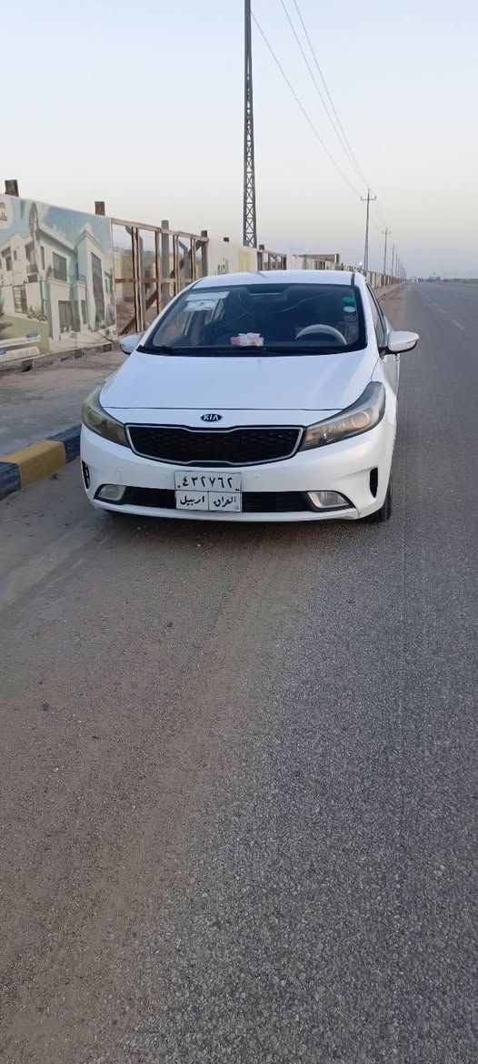 سلام عليكم كيه سيراتو موديل 2017 خليجيه مكفوله عدا بارد بلجملغ أمامي محرك 1600دوش دكشن عالي أشاير بلمري بسم شركه شاهو أبيع صافي السعر 130 وبيه مجال بصيط رقم ***********
