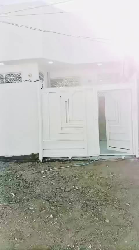 السلام عليكم بيت ٥٠متر بناء جديد المكان حي الزهراء الاستفسار ***********عله هاذ رقم مكلف بنشر
