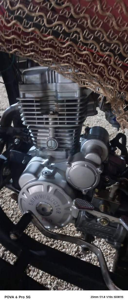 السلام عليكم  طرطوره موديل 20 محرك 23 شاصي كفاله طرطوره جديده ملاحظه (بس منفيس مو كمرك ) مكاني الرمادي الخمسه كيلو  *********** ما متواجد عل فيس
