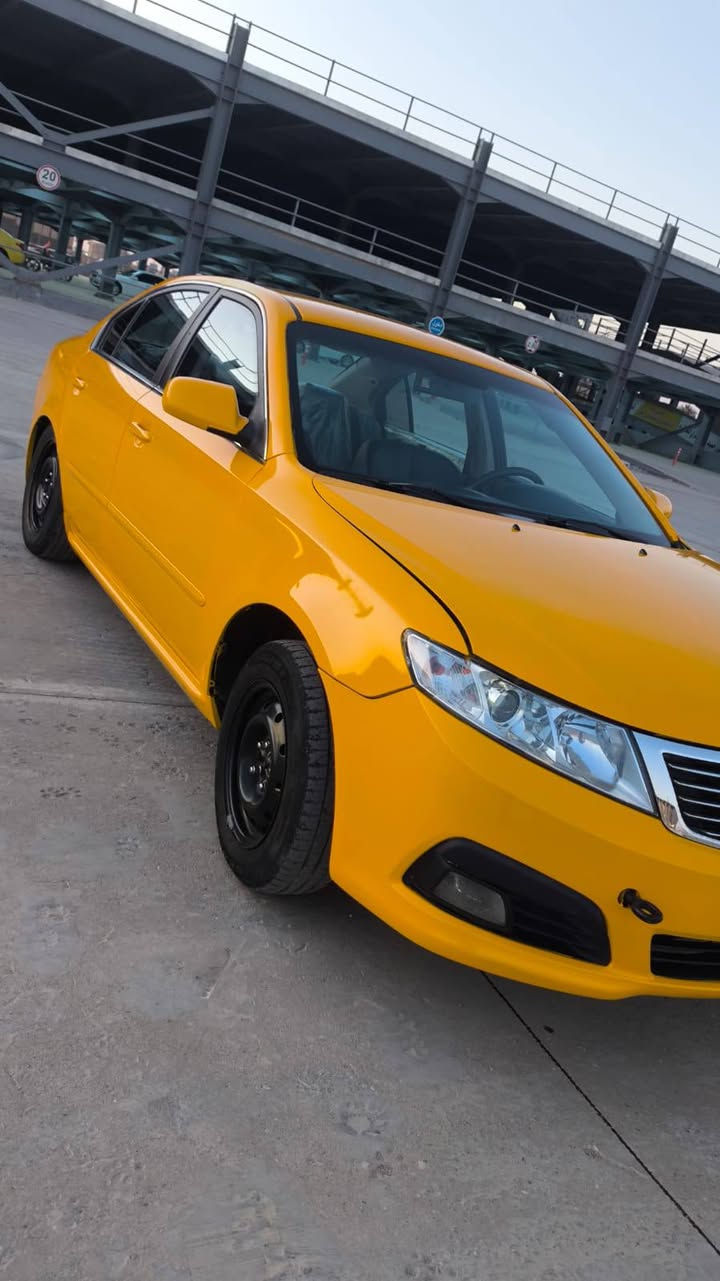 سلام عليكم شباب
كيه اوبتيما مديل 2010
ادوات ادوات ادوات 
كصه جنطه  جاهزه 
متومه لوحات وسنويه انكليزي 
على رقم الشاصي بغداد 
 السعر 45
العنوان ناصريه
***********
