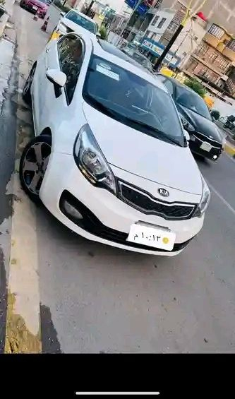 كيا ريو 2014 خليجي 
رقم اربيل جديد سنويه جديده 
محرك ١٦٠٠ دوش 
فول مواصفات 1/1
فتحه 
حساسات
داخل لونين 
ماشيه 107الف كم 
بدون صبغ بدون حادث 
مكانها الكاظميه 
للاستفسار ***********

✅اني مكلف بالنشر فقط اتصل بصاحب السياره
