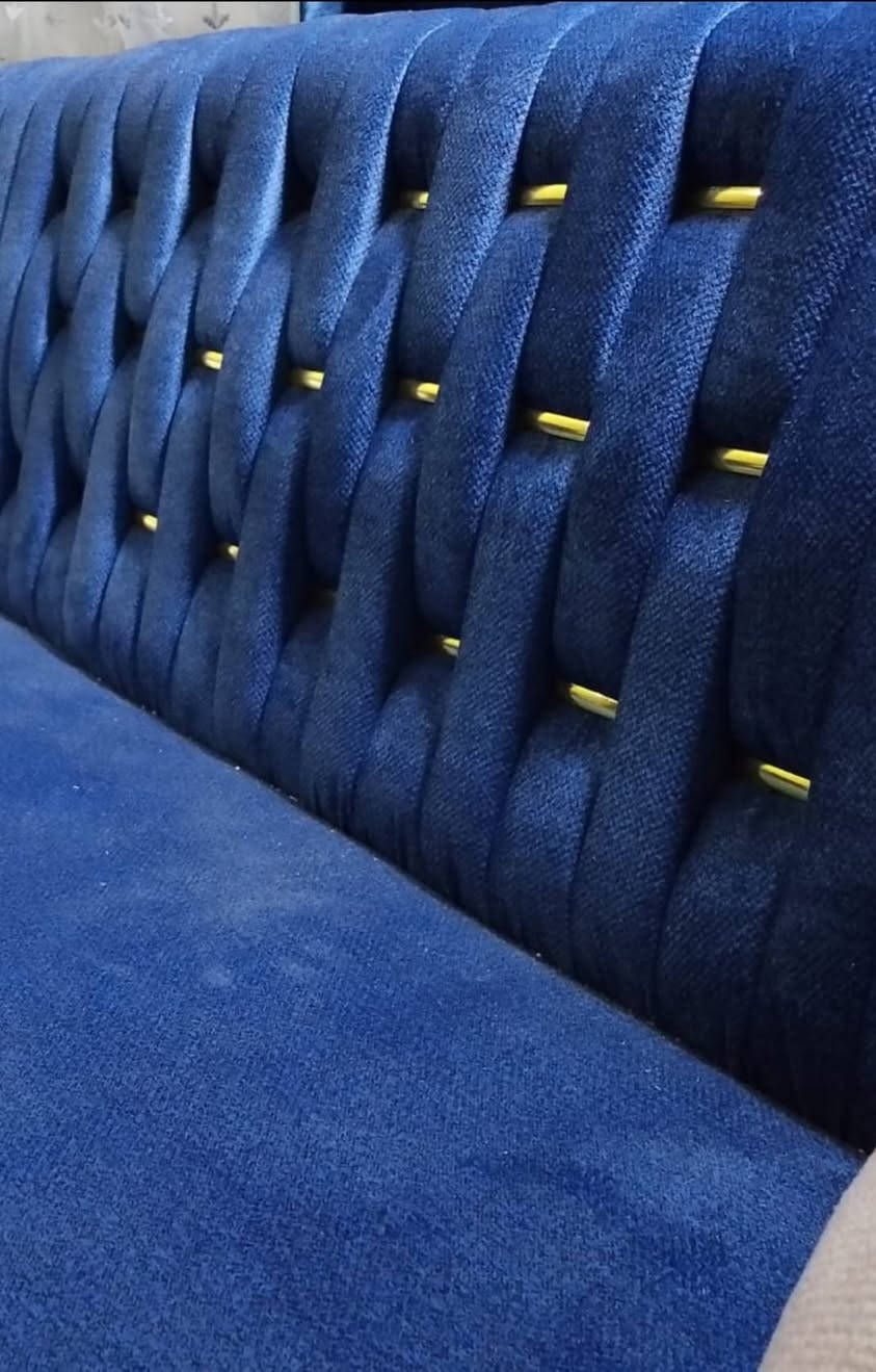 قبل،، وبعد،، الوان حسب الطلب، دوشمه..تخم المستعمل..وتصليح..واضافه.السفنج.. متوفر تفصال، حسب الطلب.. ،ب الضمان،، 
.اسعار مناسبه شغل درجه اولئ..

واتساب،، ***********
