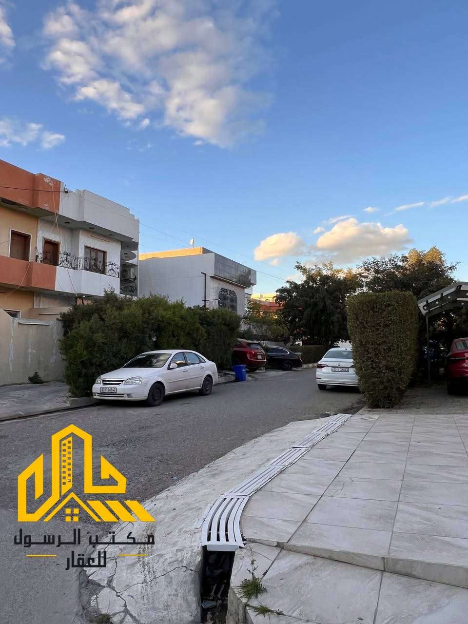 #إعلان رقم (1950)
#دار للأيجار طابق ثاني

 بناء حديث
موقع مميز جدا

#العنوان كركوك 
طريق بغداد وشارع القدس خلف اسواق غندورة 

#مساحة160متر

غرف نوم عدد2+هول+صحيات+مطبخ 
+استقبال +كراج سيارة

#التفاصيل بالتصوير 

العقار #حصرًا لدى مكتبنا
بأمكانكم عرض عقارتكم لدينا سواءً كانت #بيع أو ايجار
للاستفسار الاتصال 
***********
‏‭0770 471 9683
#مكتب الرسول للعقارات 
والمقاولات العامة 
كركوك حي عدن سايدين مدينة العاب مقابل ثانوينة النجاح الاهليه بجانب  صيدلية محمد المركزية
