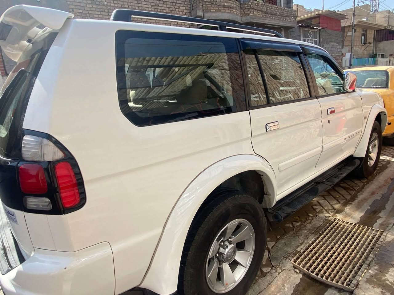 ميتسوبيشي ناتيفا. موديل :2008
محرك 6 سلندر حجم 3000cc

مواصفات السيارة (خليجي )

3000cc 6 محرك

كير اوتو اربع سرعات

فور ويل: ثقيل وخفيف

جام كهرباء

مري شفط

بوصله، عداد باتري,عداد دهن. شاشه …....

السياره كلها جاهزه وبدون نقص. واحلى من الصور.

فوريل ومحرك وكير واكسلات مكفول

غرفه السياره نضيفه ووكلشي بيها شغال ملاحظه: السياره بيها قطع صبغ فقط دعاميات

علم تخم تاير مع سبير جديد أمركي ظمآن بي 3 سنوات باتري جديد مع منظومة غاز 6 لترا تبديل طابوكه من أسعد باجيرو 

سياره ذب عليهه الف دينار رقم بغداد اسمي 

السعر 120 بيهه مجال جدا قليل

‭***********‬

فقط وتساب
