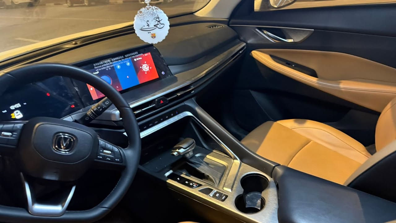 شانجان cs35 خليجي موديل ٢٠٢٤ رقم بصرة كفاله عامه اخت الزيرو  ماشية ١٨ الف كم حقيقي بدون بارد او تبديل تايرات الشركة تبديل الدهن والسرفس كله بالشركة 
عنون البصرة مدينة النرجس ***********
السعر ١٤٨ وبيها مجال  بسيط جدا
