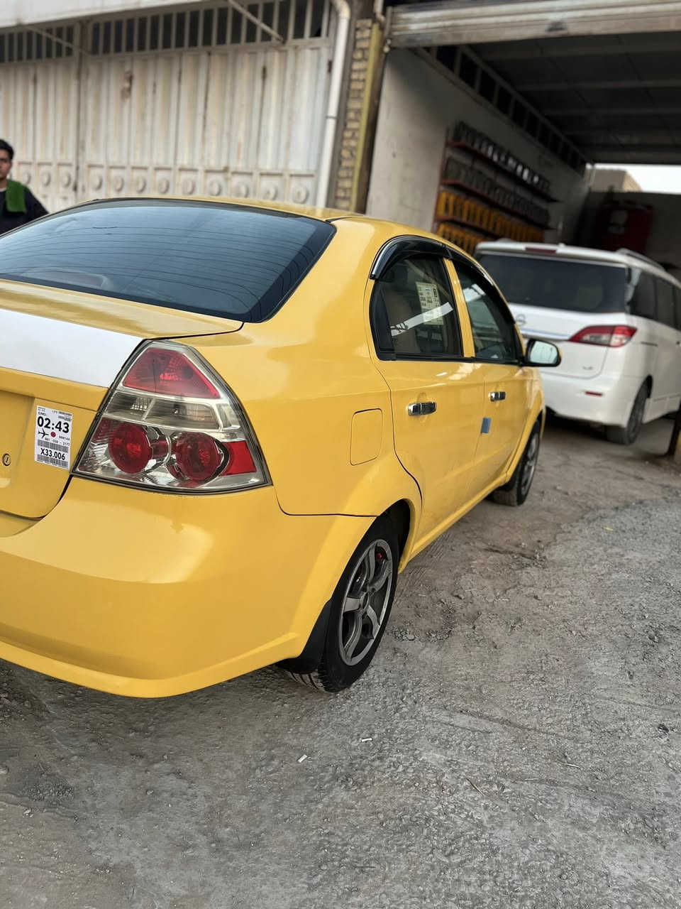 سيارة افيو موديل2011
رقم بصرة مشروع وطني يعني تداور وين ماتريد
مكينة مفتوح 1400 تبريد شغال سيارة كاملة ماعوزها شي
ضربته جنطة ماعابره ابد سعرها55 ورقة وبيه مجال بسيط
مكاني سماوة ***********
