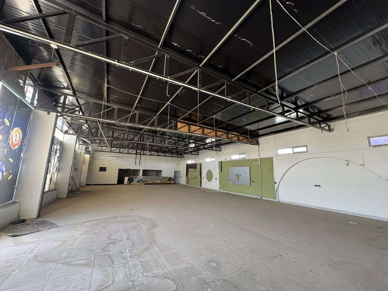 ✨ قاعة للإيجار ✨
📍 الموقع / شارع 60 – قرب الجنسية
🏢 الطابق / الثاني
📐 المساحة / 600 متر

✅ موقع ممتاز وحيوي
✅ مساحة واسعة تصلح لمختلف النشاطات
✅ مناسبة للشركات والمكاتب والمعاهد والمشاريع التجارية

📞 للاستفسار والتواصل:
مصطفى الحلبوسي
***********
واتساب فقط 📲
