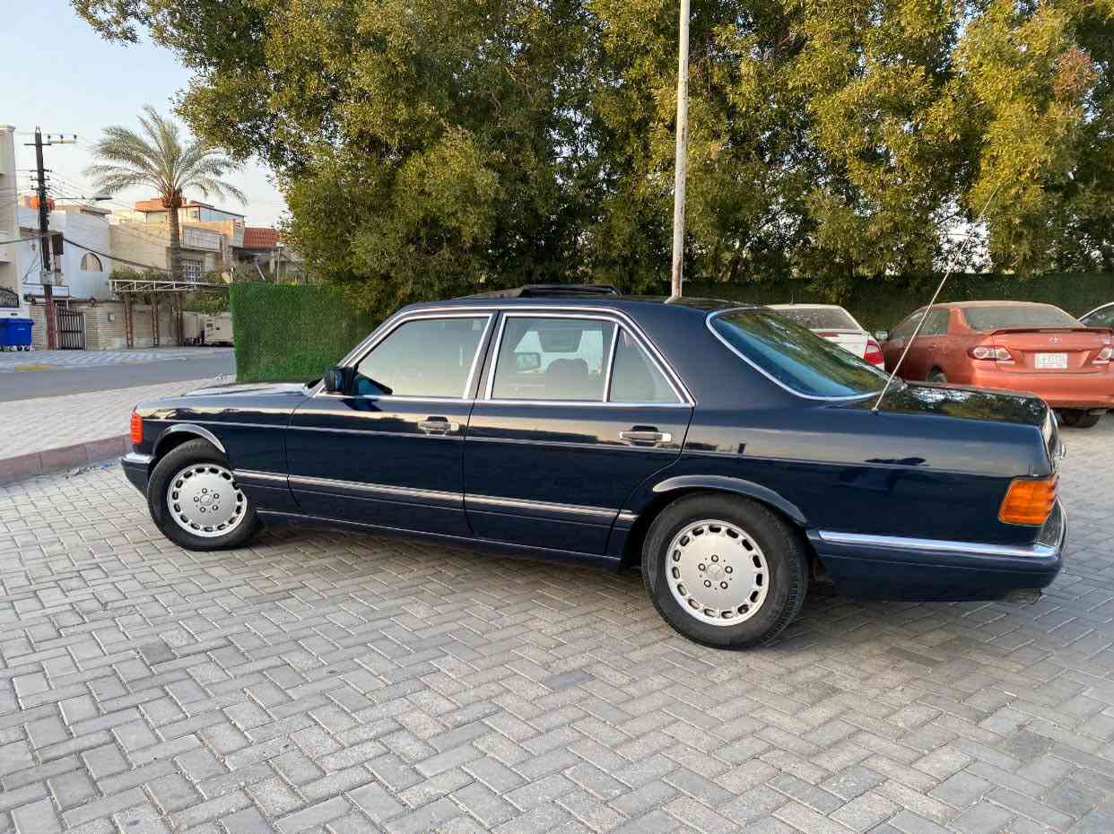 يالله السلام عليكم اخوان مرسيدس بنز جامبو (رئاسي) لون حبري SE300موديل 1991وارد المان بدون ضرر بدون تبديل بدون معجون فقط  صبغ جماليه صفاحها موس سياره كلش حلوه  مكينه كير صدر تبريد كله كفاله عامه كهربائيات كلها على البلاد موصفات فول برده خلفيه كهرباء مري كهرباء استيرن تحكم كهرباء كشنات كهرباء تدفئه كشنات دبل هورن دبل مروحه دبل فيت بم جام كله كهرباء تحكم لايت في الصعود والنزول كروس سرعه سيدس جنجر الصيدليه والارضيات مال شركه سياره عليها سيرفس كامل تخم تاير تخم دسكات منضومه بانزين كله جديد واصلي مكينه كير صدر تبريد تدفئه كله على وضع شركه سياره جدا جديده وجاهزه على آخر حبابه رقم بغداد
مميز الانكليزي هزه فحص سنويه كله جديد وبسمي تحويل مباشر مكاني بغداد سعرها 130 بيها مجال للشراي واخوان لا تقارنوها بالراكضات كلشي بسعره وحياكم الله رقمي للتواصل ***********
