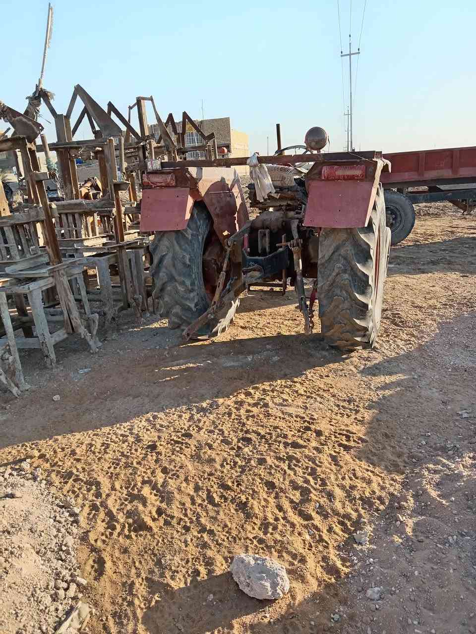 ساحبه عنتر نظيفه للبيع سعر مناسب المكان ديوانيه قضاء الشنافيه للتواصل ***********
