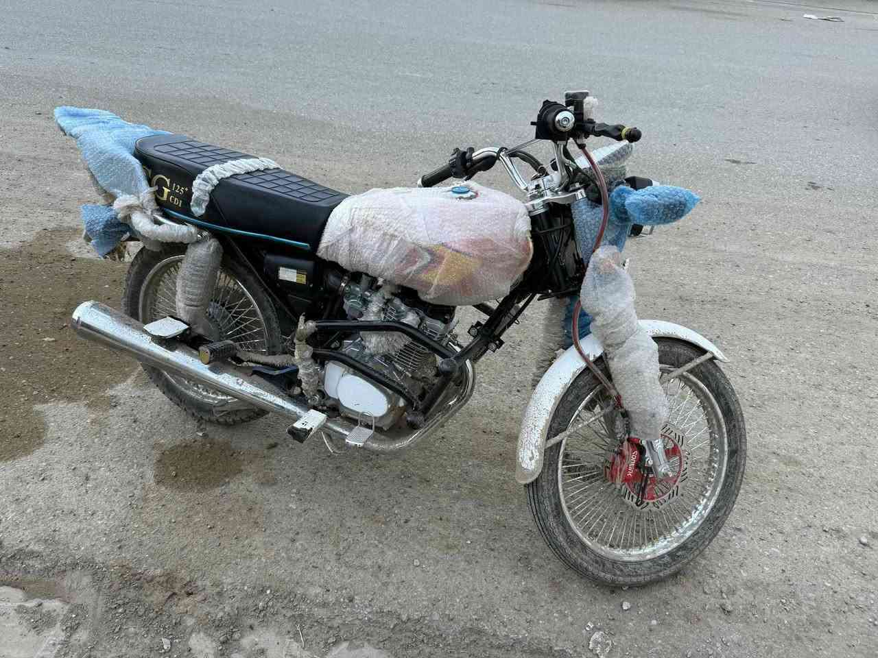 السلام عليكم 
موطور للبيع
موديل 2025
اربعه كير
السعر 825وبي مجال
هاتف ***********
